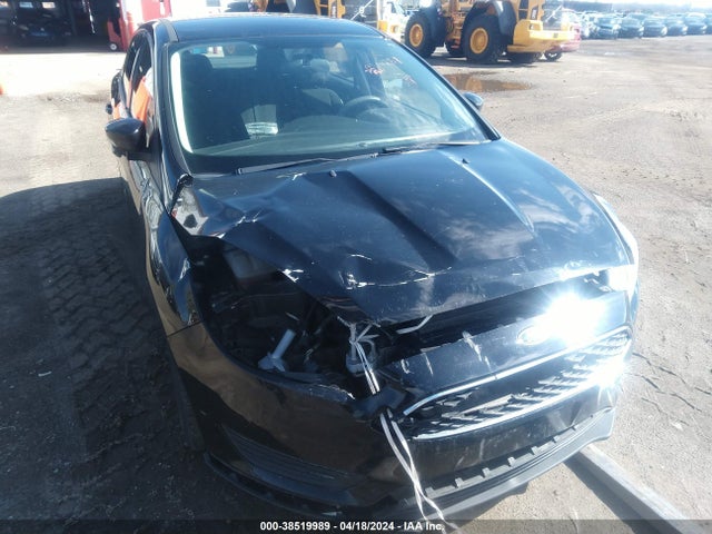 Ford FOCUS SE 2017 1FADP3F23HL332263 Image 6
