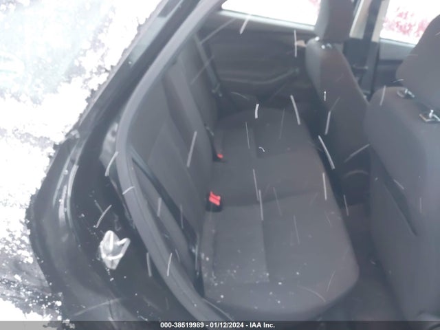 Ford FOCUS SE 2017 1FADP3F23HL332263 Image 8