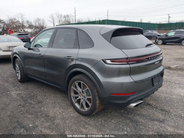 2024 PORSCHE CAYENNE WP1AA2AY5RDA00873 Photo 2