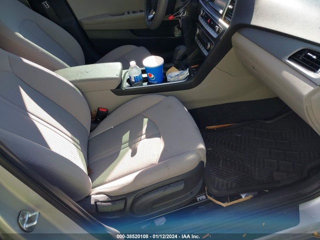 2018 HYUNDAI SONATA SE VIN: 5NPE24AF4JH686364