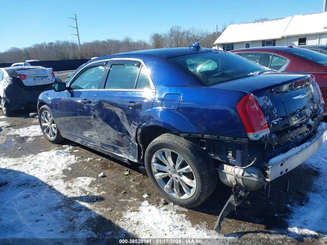 Chrysler 300 Limited 2016 2C3CCARG5GH334805 Image 3