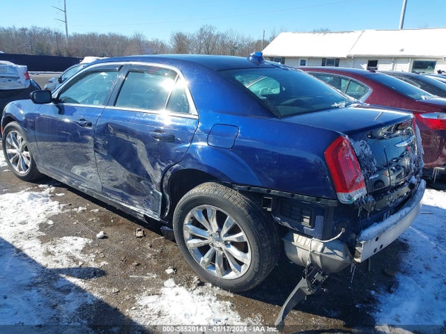 Chrysler 300 Limited 2016 2C3CCARG5GH334805 Image 6