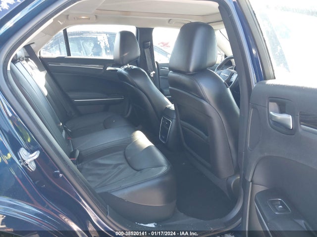 Chrysler 300 Limited 2016 2C3CCARG5GH334805 Image 8