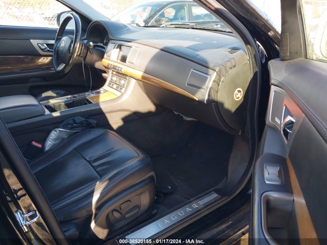 2009 JAGUAR XF SAJWA07C391R42835 Photo 4