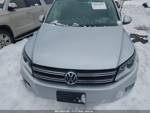 WVGBV3AX0EW056463 Volkswagen TIGUAN SE