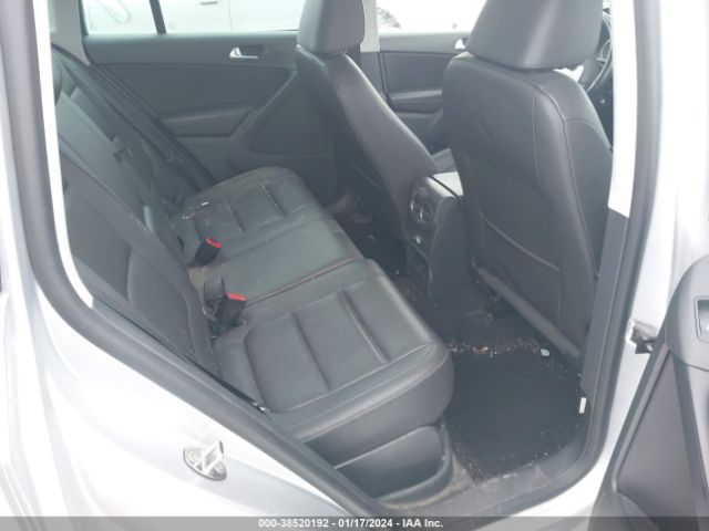 WVGBV3AX0EW056463 Volkswagen TIGUAN SE