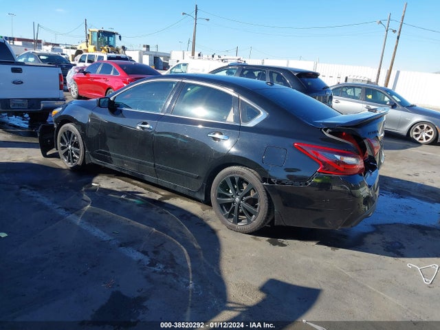 Nissan Altima 2.5 Sr 2018 1N4AL3AP6JC477773 Image 3