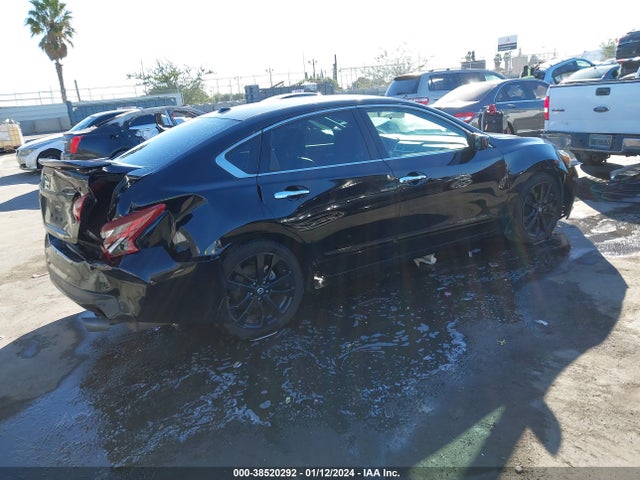 Nissan Altima 2.5 Sr 2018 1N4AL3AP6JC477773 Image 4