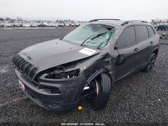 1C4PJLAS2GW370614 Jeep Cherokee Altitude