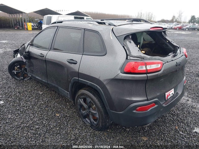 1C4PJLAS2GW370614 Jeep Cherokee Altitude