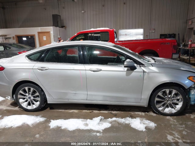 Ford FUSION SE 2019 3FA6P0T95KR236684 Image 14