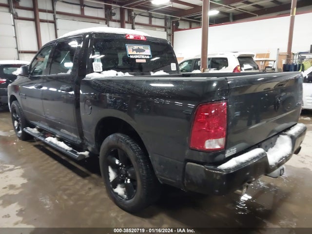 RAM 1500 Express  4x4 5'7 Box 2017 3C6RR7KT8HG742674 Image 3