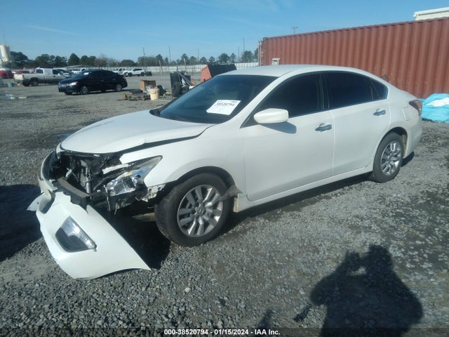 Nissan Altima 2.5 S 2014 1N4AL3AP9EN369299 Image 2