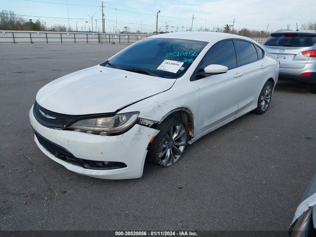 Chrysler 200 S 2015 1C3CCCBB9FN687841 Image 2