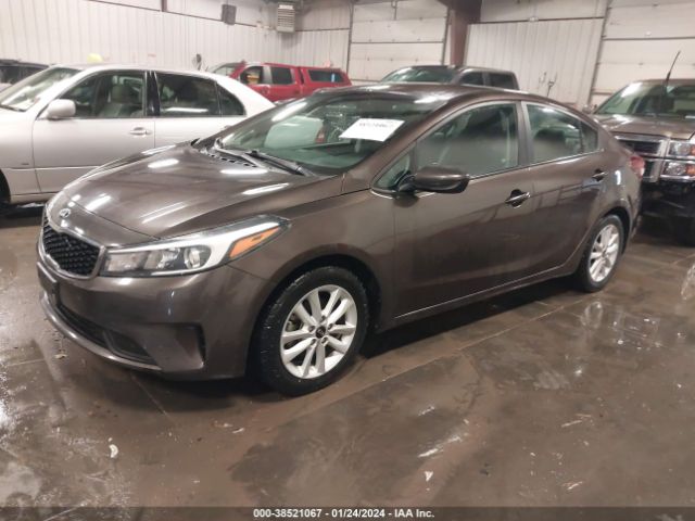 3KPFL4A7XHE021543 KIA FORTE LX