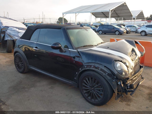 2013 MINI CONVERTIBLE WMWZP3C5XDT551016 Photo 0