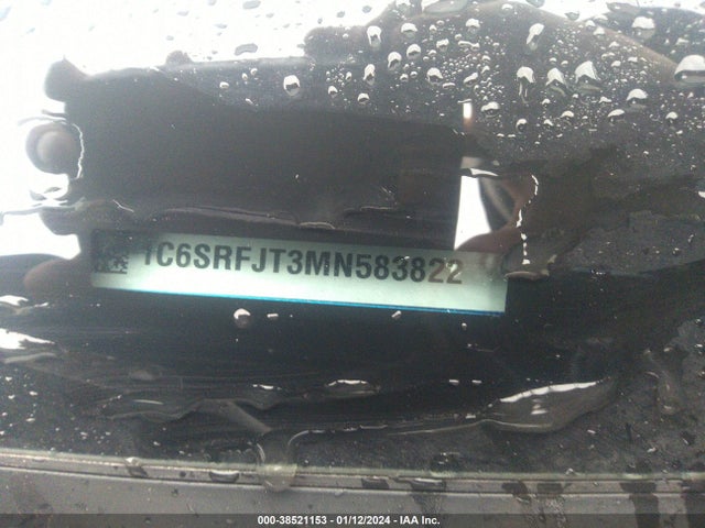 RAM 1500 Laramie  4x4 5'7 Box 2021 1C6SRFJT3MN583822 Image 9