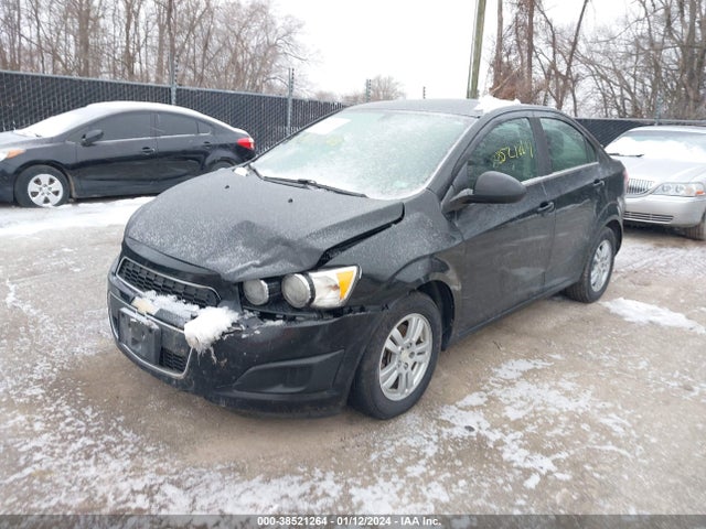 Chevrolet Sonic Lt Auto 2016 1G1JC5SH0G4122364 Image 2