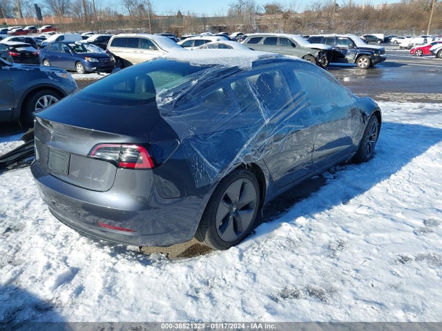 38521329 :رقم المزاد ، 5YJ3E1EB1KF386026 vin ، 2019 Tesla Model 3 Long Range/performance مزاد بيع