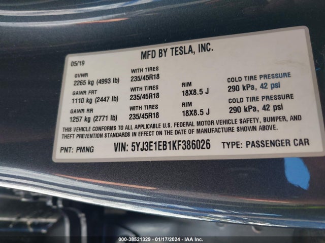 38521329 :رقم المزاد ، 5YJ3E1EB1KF386026 vin ، 2019 Tesla Model 3 Long Range/performance مزاد بيع