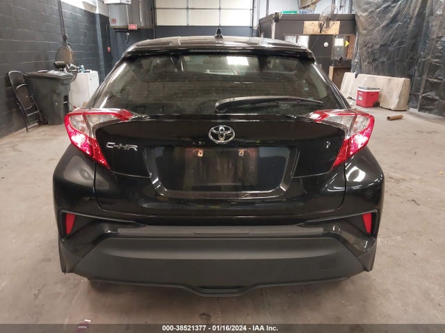 Toyota C-HR XLE 2021 NMTKHMBX5MR127296 Image 17