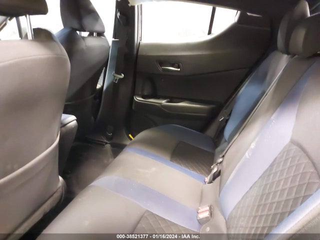Toyota C-HR XLE 2021 NMTKHMBX5MR127296 Image 8