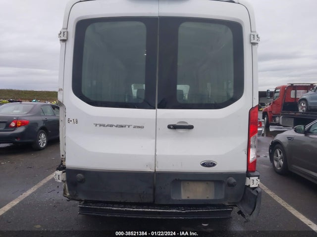 Ford Transit-250 2019 1FTYR2CM4KKA47395 Image 16