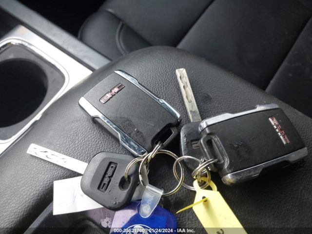 3GTU2NEC3HG485107 GMC Sierra 1500 Slt