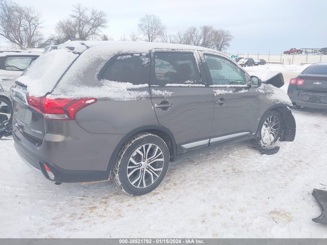 JA4AD2A38HZ052801 Mitsubishi Outlander Es