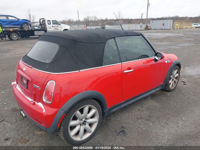 2006 MINI COOPER S WMWRH33526TL93156 Photo 3