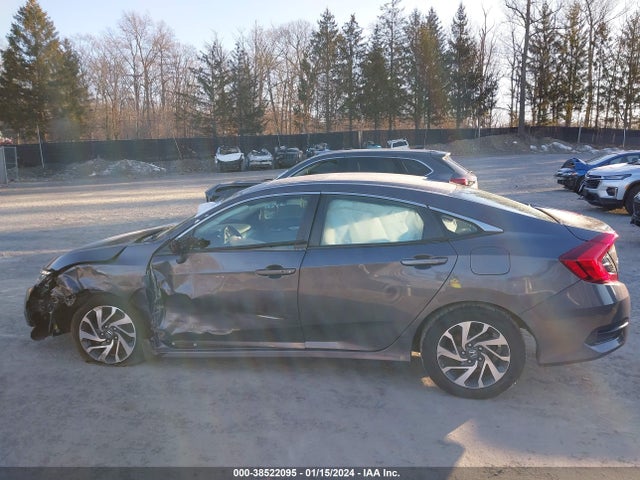 Honda CIVIC EX 2018 2HGFC2F77JH591895 Image 14