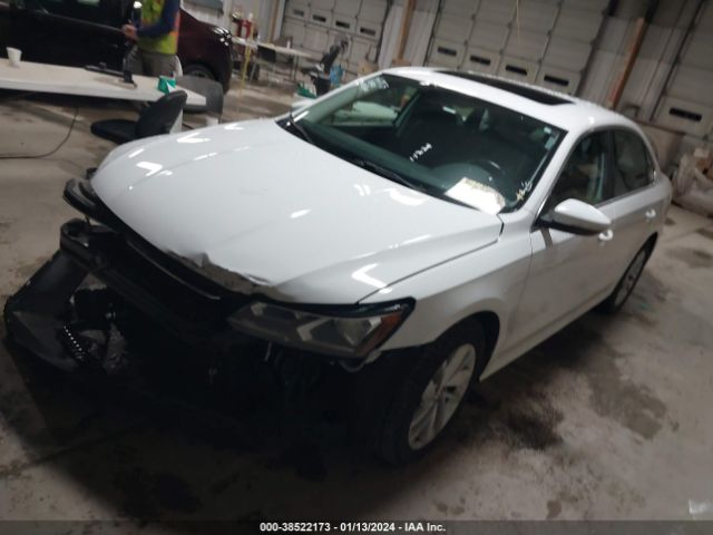 1VWBA7A35JC014514 Volkswagen Passat 2.0t Se