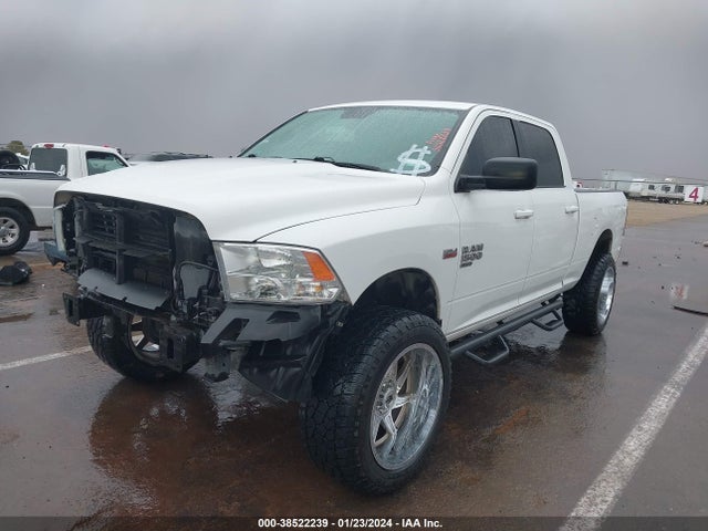 RAM 1500 Classic Slt  4x2 6'4 Box 2019 1C6RR6TT0KS561769 Image 2