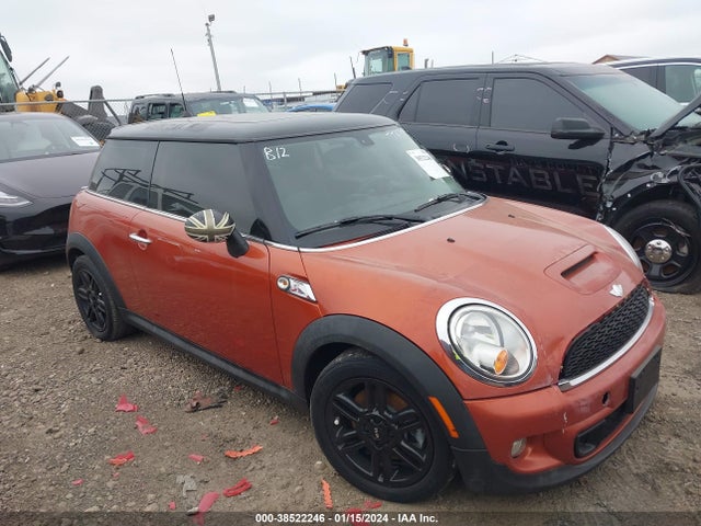 2013 MINI HARDTOP WMWSV3C52DT476495 Photo 0