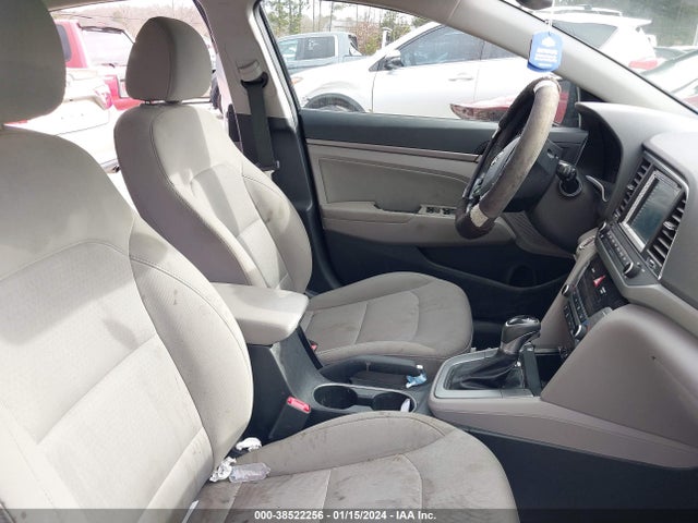 2018 HYUNDAI ELANTRA VALUE EDITION VIN: 5NPD84LF3JH313064