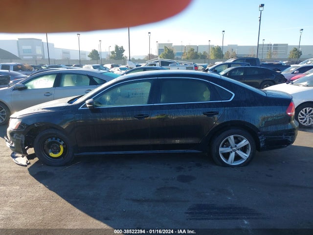 1VWAT7A30FC081065 Volkswagen Passat 1.8t Limited Edition