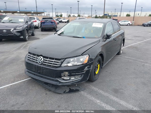 1VWAT7A30FC081065 Volkswagen Passat 1.8t Limited Edition
