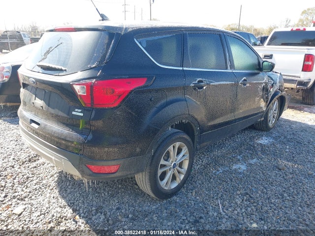 Ford ESCAPE SE 2019 1FMCU0GD2KUA17514 Image 4