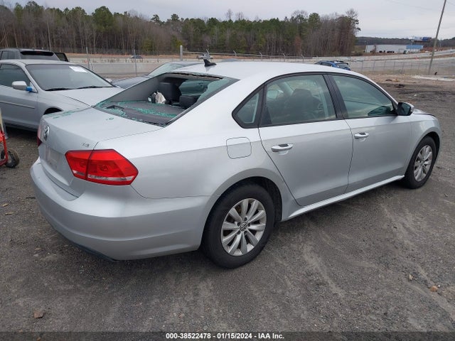 Volkswagen Passat 1.8t Wolfsburg Edition 2015 1VWAT7A33FC044866 Image 4