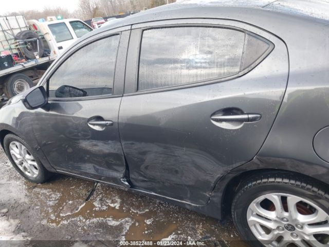 3MYDLBZV9GY133067 Scion IA