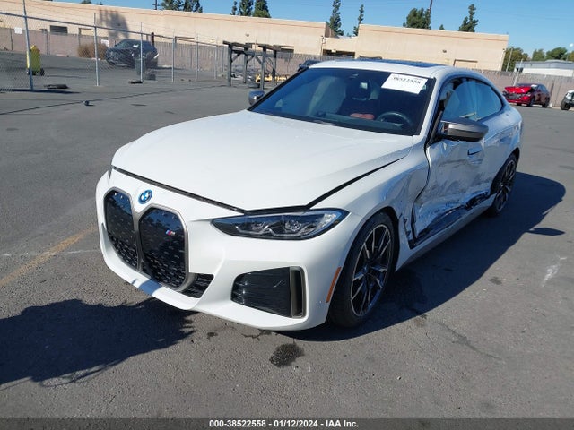 BMW I4 M50 2022 WBY33AW0XNFM95070 Image 2