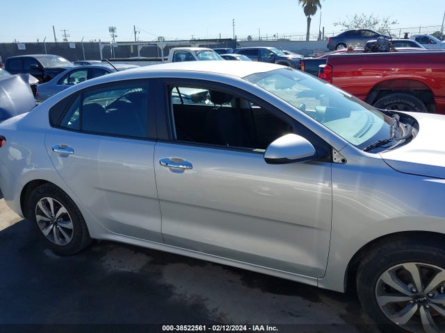 KIA RIO S 2022 3KPA24AD7NE498350 Image 14