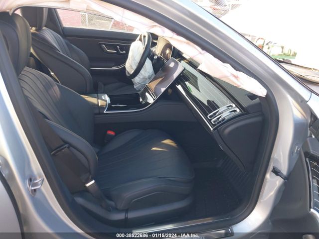 W1K6G6DB4PA179013 Mercedes-Benz S 500 4matic