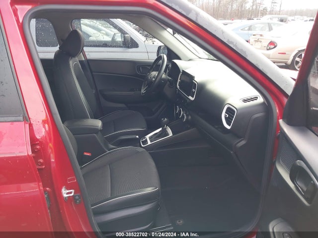 Hyundai Venue Limited 2022 KMHRC8A38NU204546 Image 5