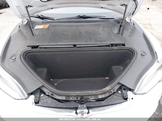 5YJSA1E22JF284837 Tesla MODEL S