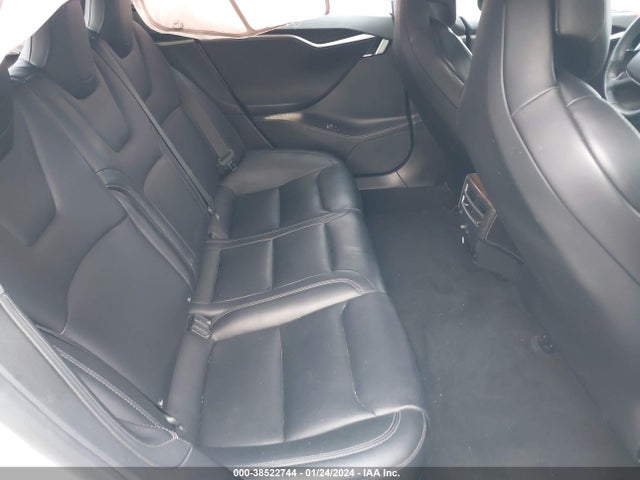 5YJSA1E22JF284837 Tesla MODEL S