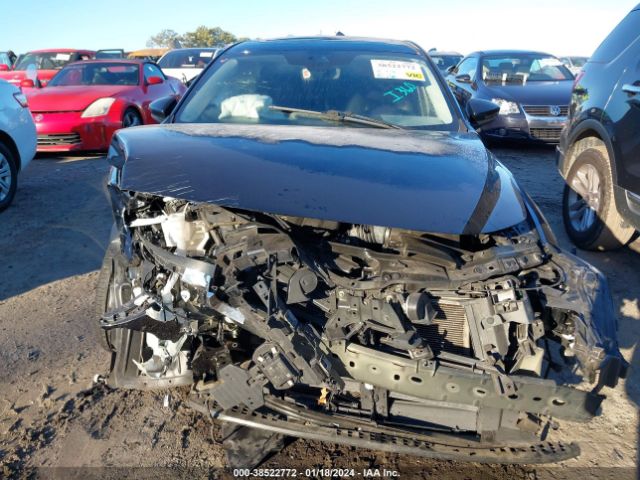3MZBPAEMXKM101811 Mazda Mazda3 Premium Package