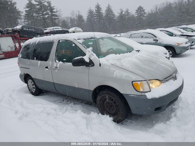2002 TOYOTA SIENNA CE VIN: 4T3ZF19C42U492393
