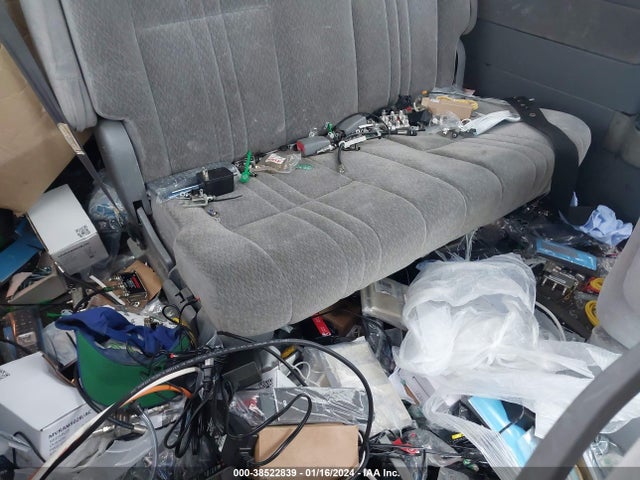 2002 TOYOTA SIENNA CE VIN: 4T3ZF19C42U492393