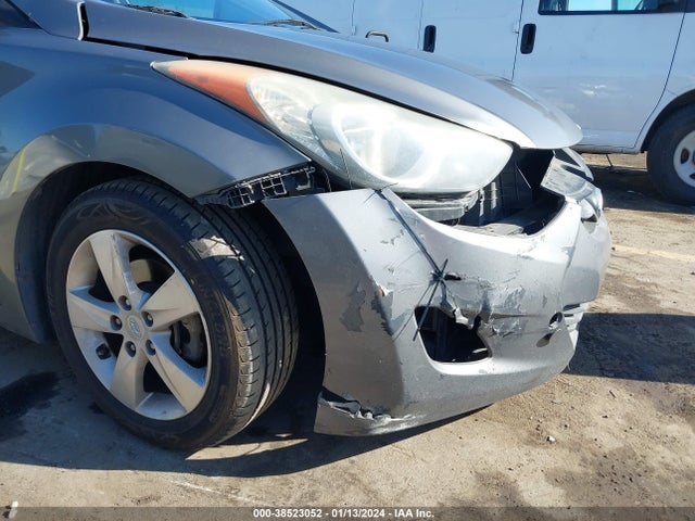 2013 HYUNDAI ELANTRA GLS VIN: 5NPDH4AE2DH346801